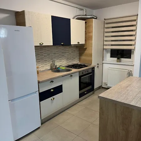 M&m * ブラショフ